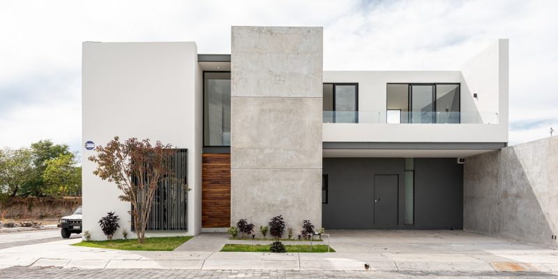 Modern,Facade,Of,A,Luxury,House,,Modern,Architecture,Of,Mexico,